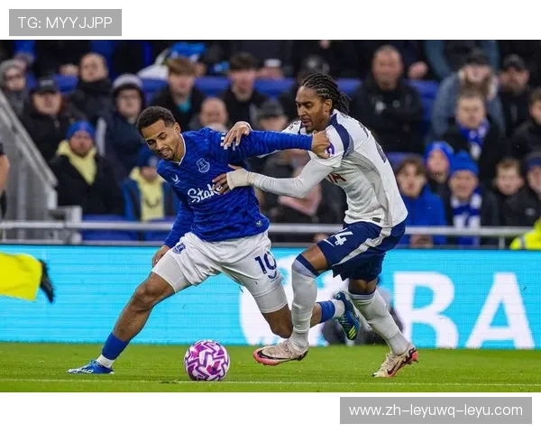 英超体育球队：英超联赛的体育背景与俱乐部关系